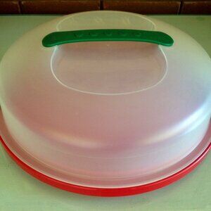 Sterilite Pie/cupcake Food Carrier with Locking Lid